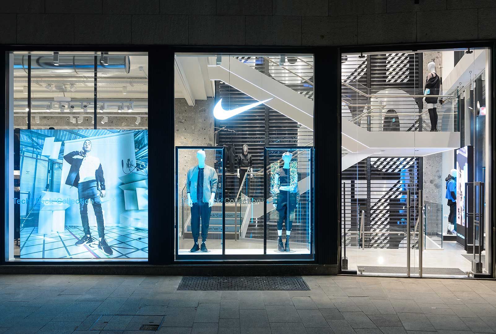 Nike - Milano - Corso Vittorio Emanuele II - D+D Group - Design ...